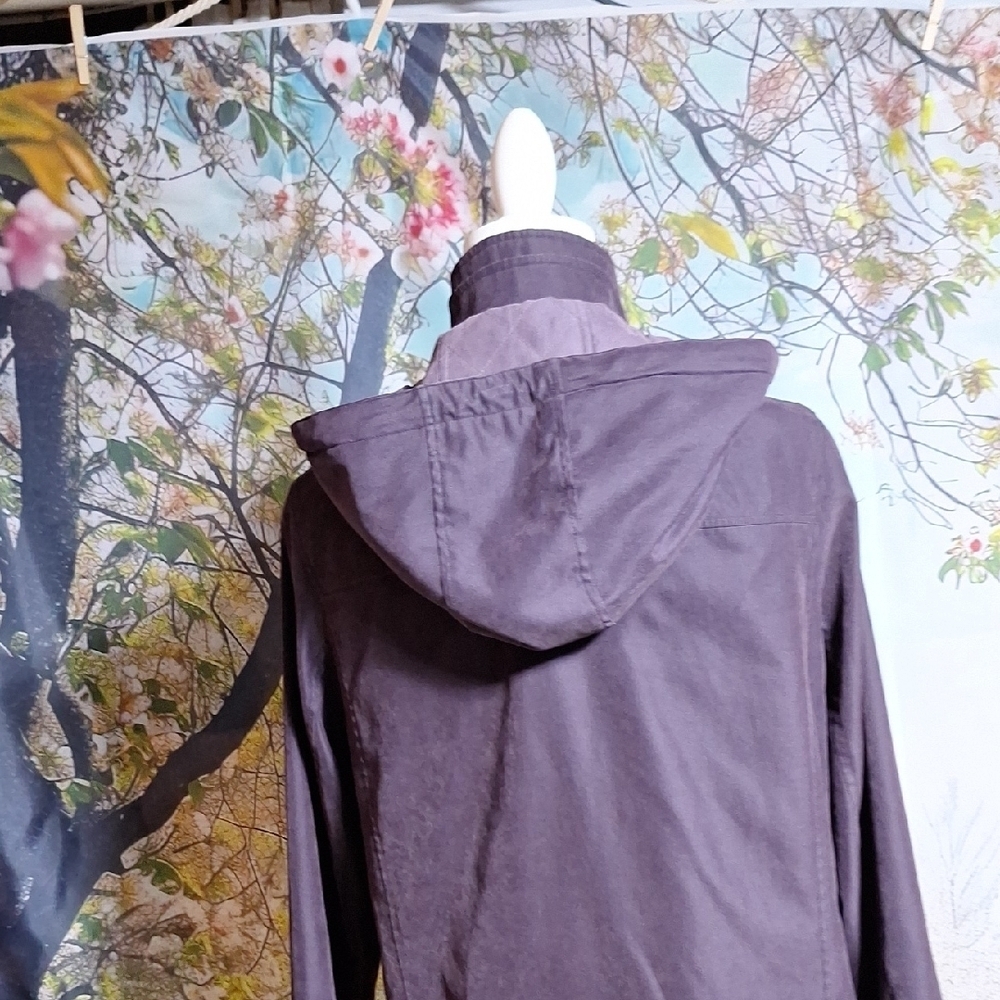 Women's Hooded Utility Jacket in Deep Purple - Picture 7 of 16